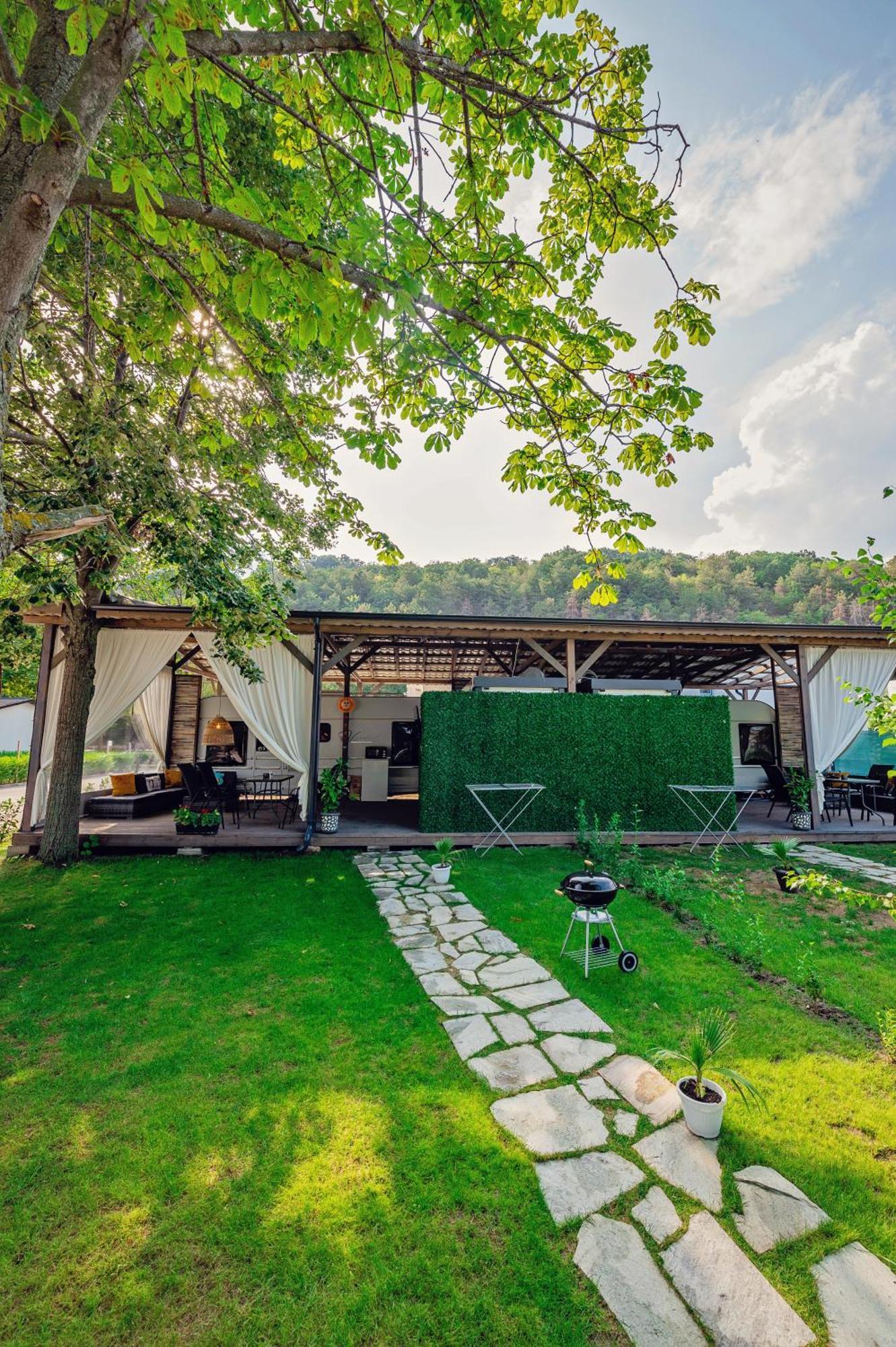 Каравани Avi Iris Фичоза Otel Varna Dış mekan fotoğraf
