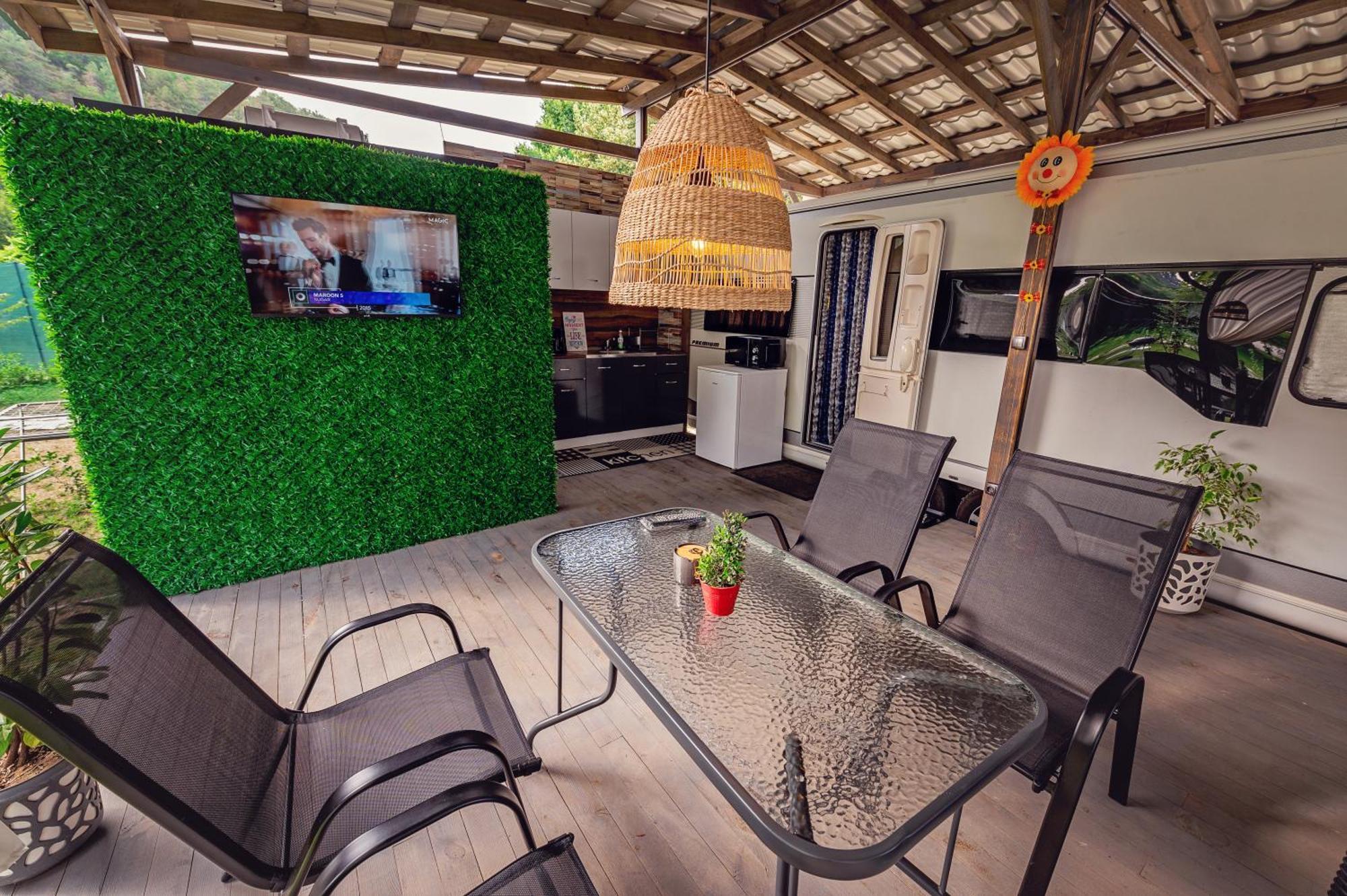 Каравани Avi Iris Фичоза Otel Varna Dış mekan fotoğraf